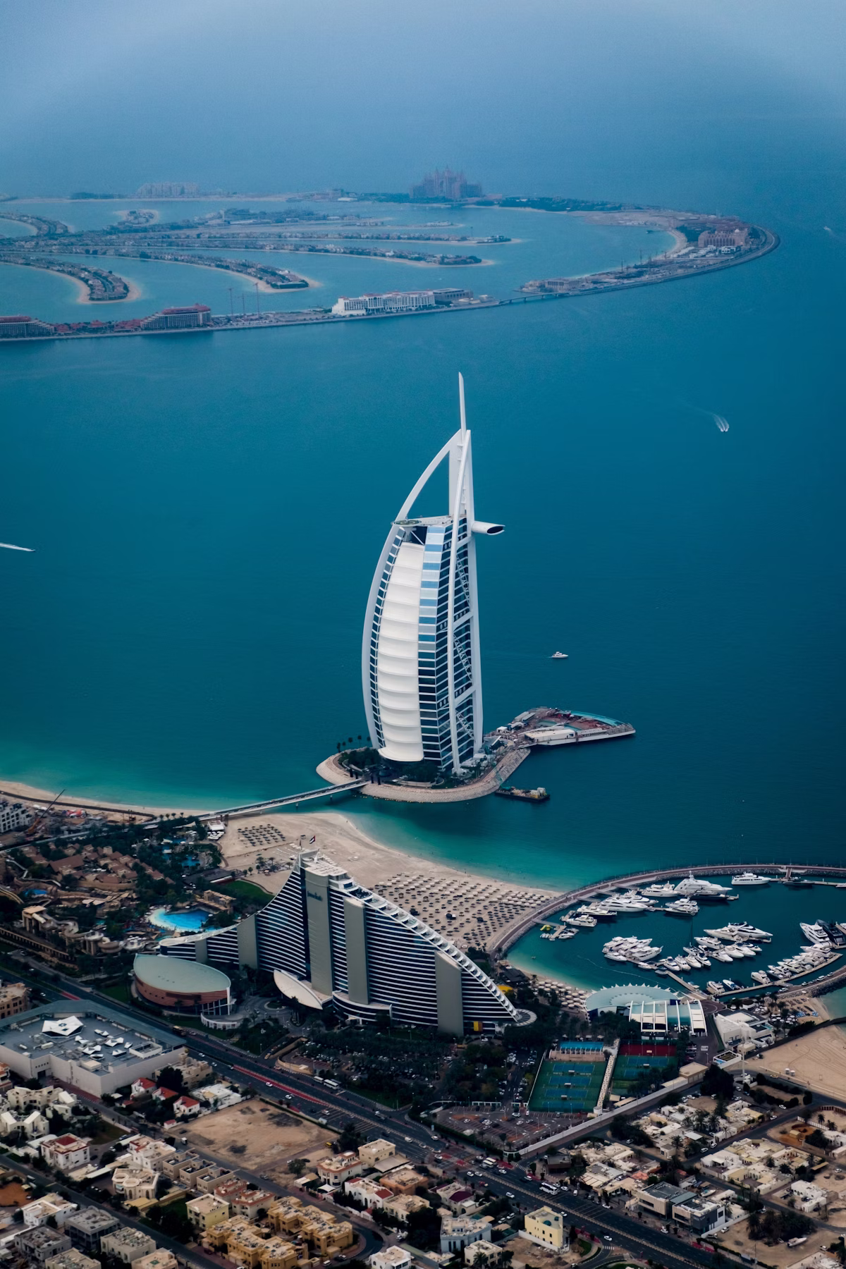 DFSA and ADGM: A Comparative Guide for Financial Services Firms